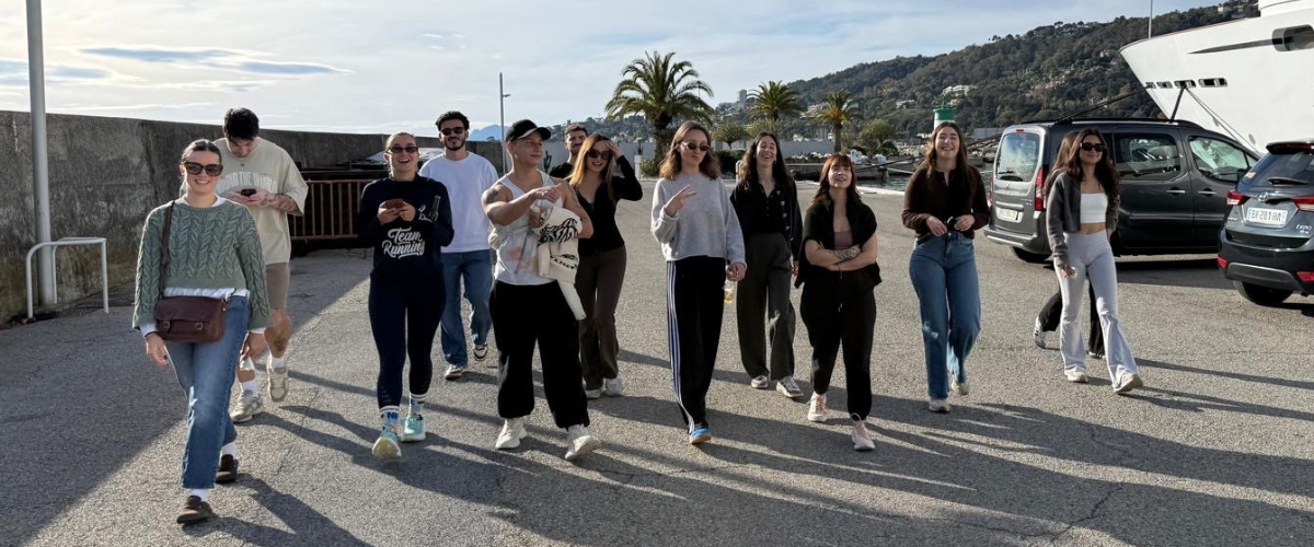 Photo de groupe d'influenceurs