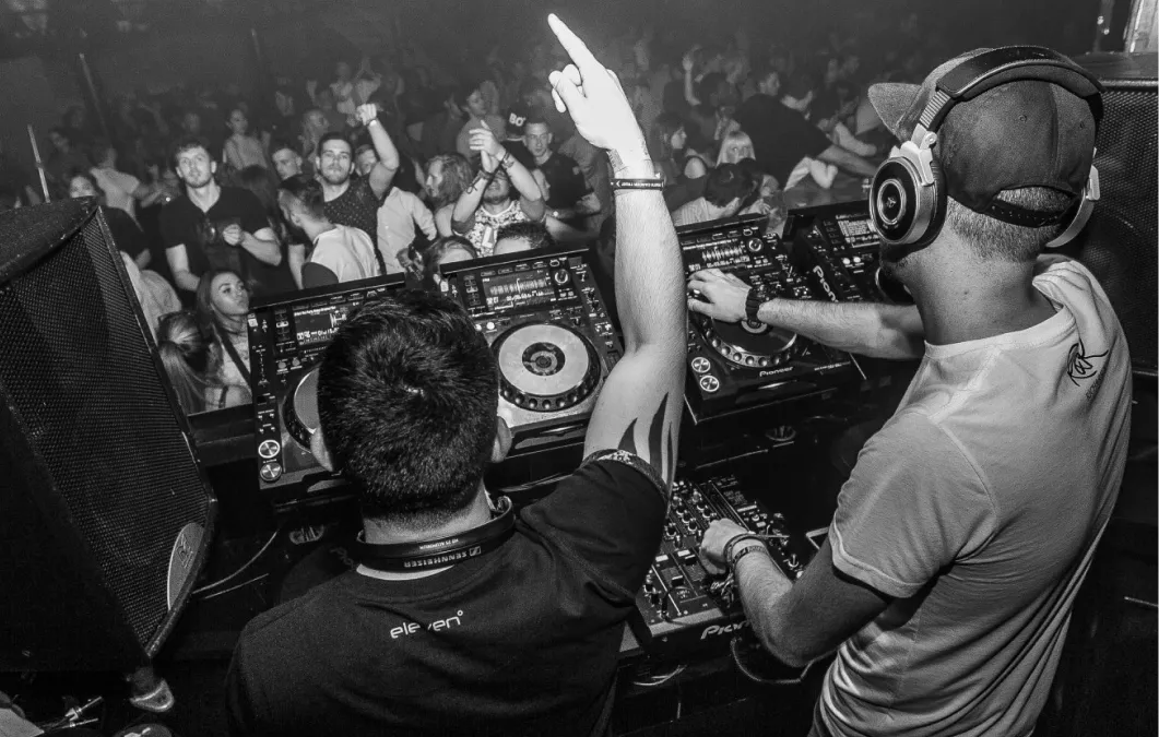 Two LSA DJ course graduates performing at Egg London