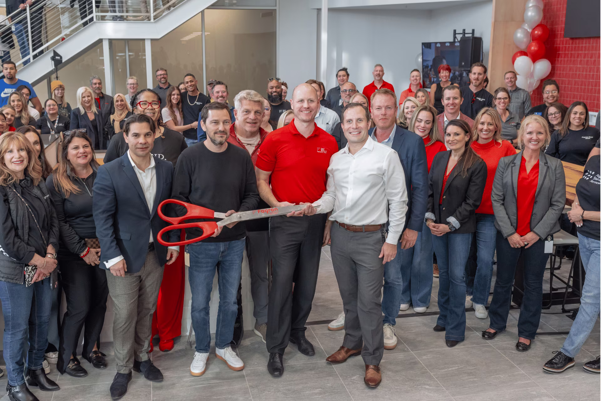 group of employees at Fagron Sterile Services