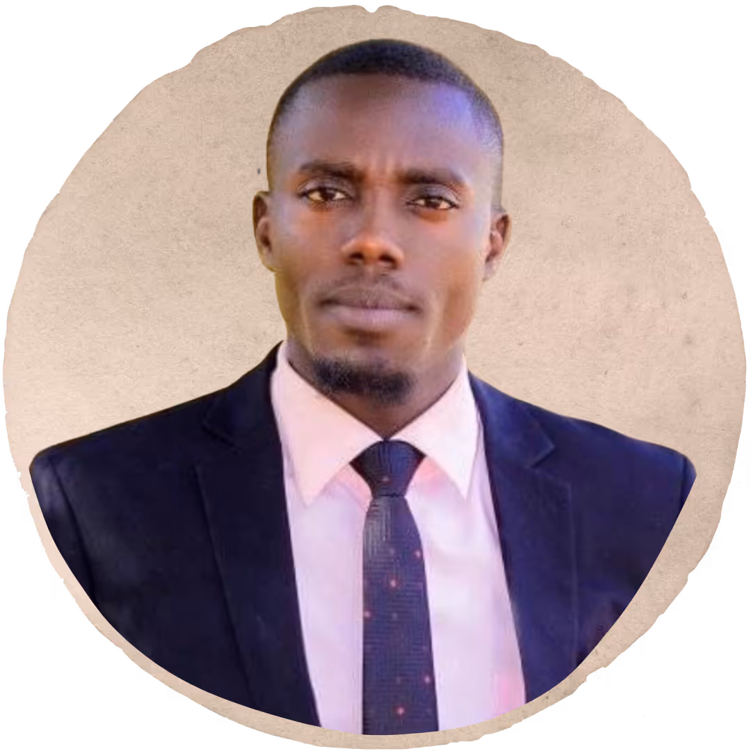 a headshot of Gloire Mudekuza