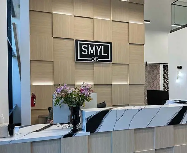 [background image] image of a welcoming reception area (for a automotive service)