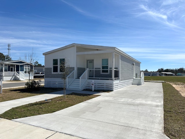 Mobile Home For Sale at Riverwalk Landing in North Florida