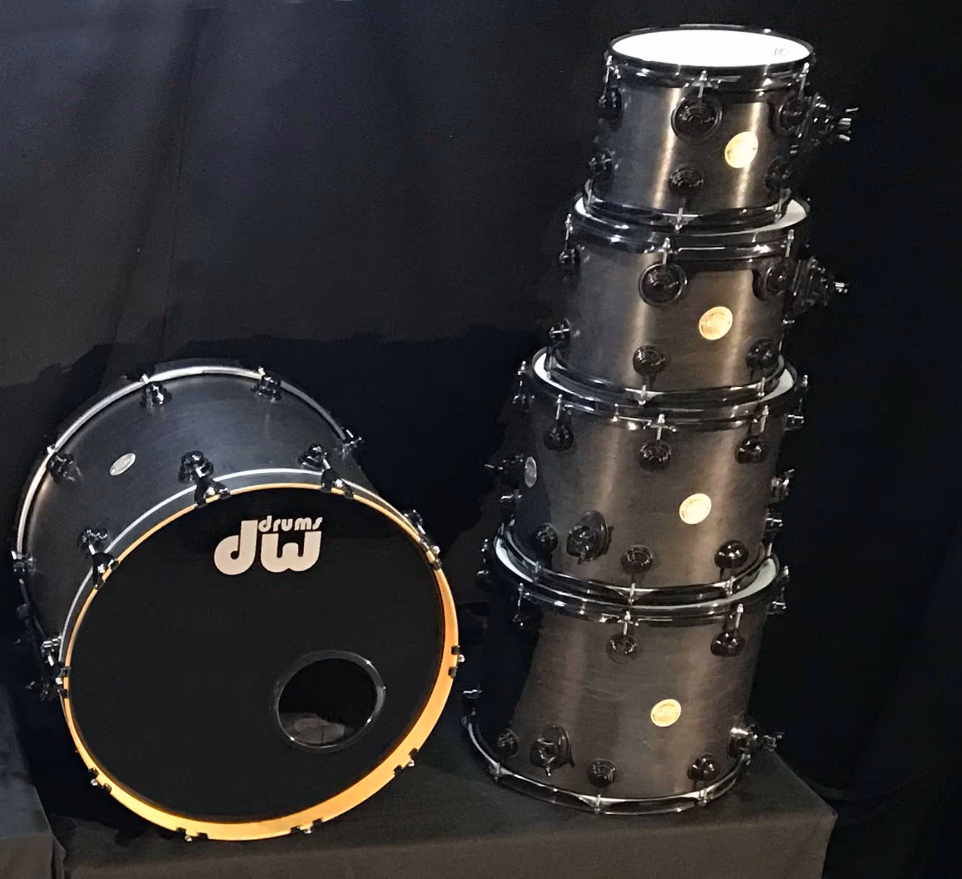 DW Collectors Series • Ebony Satin w/ black hardware