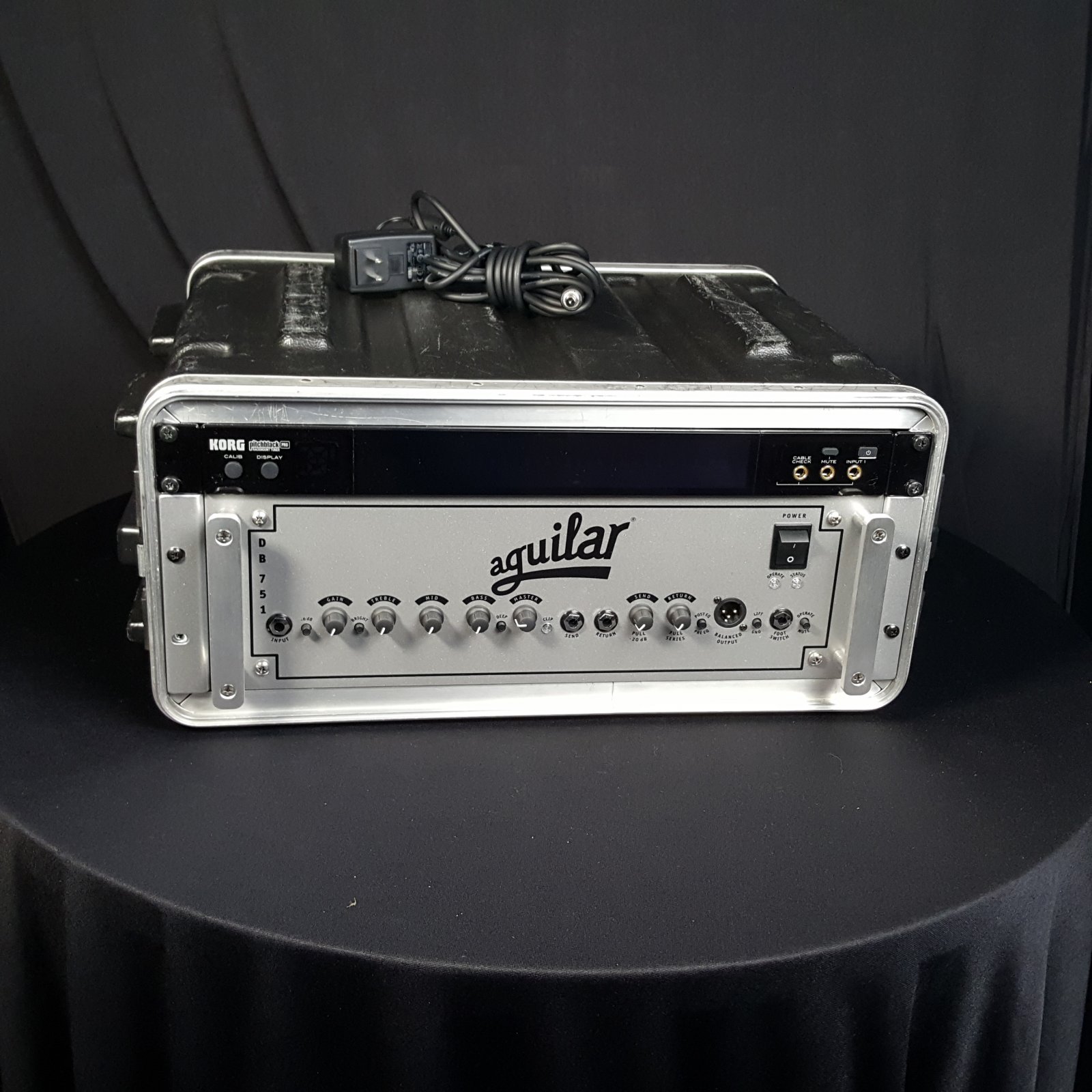 DB751 bass amp