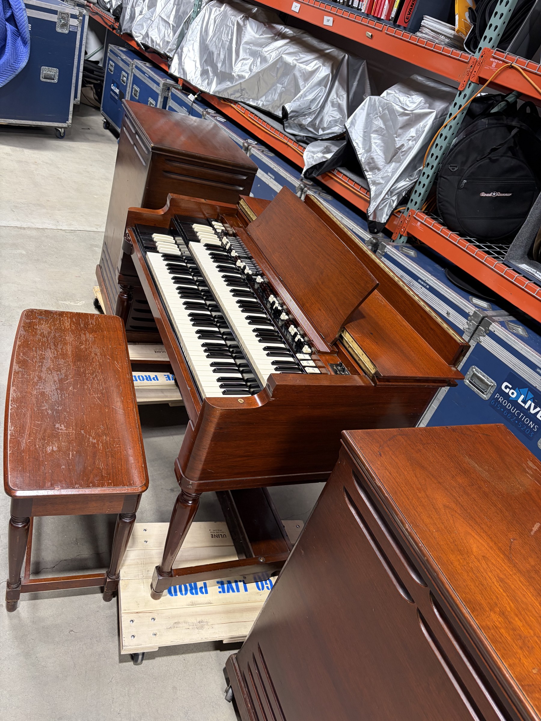 Hammond 1958 B3 organ w/ pedals