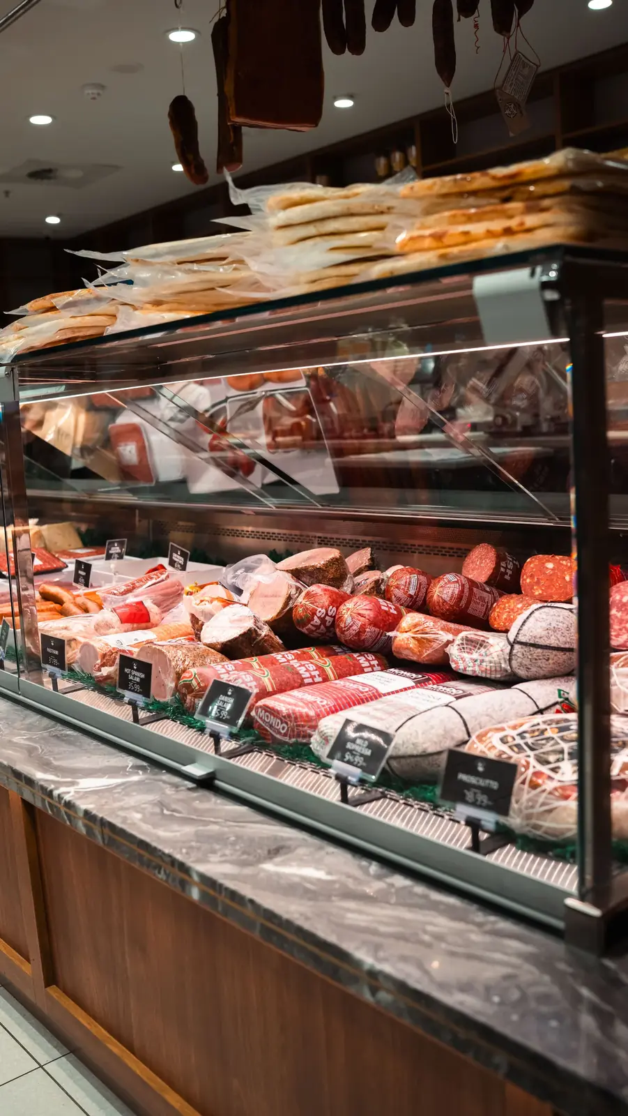 Lina's Deli