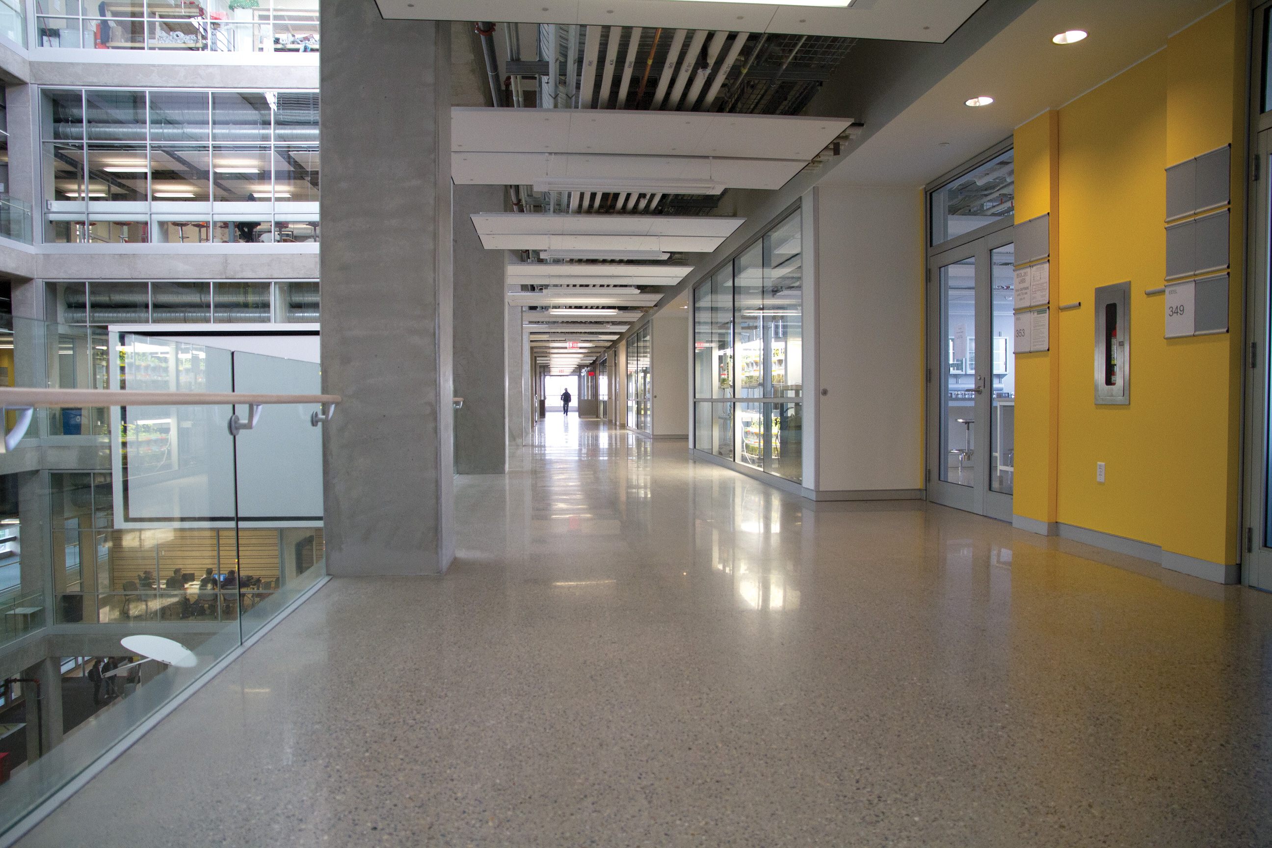 Sealed concrete corridor