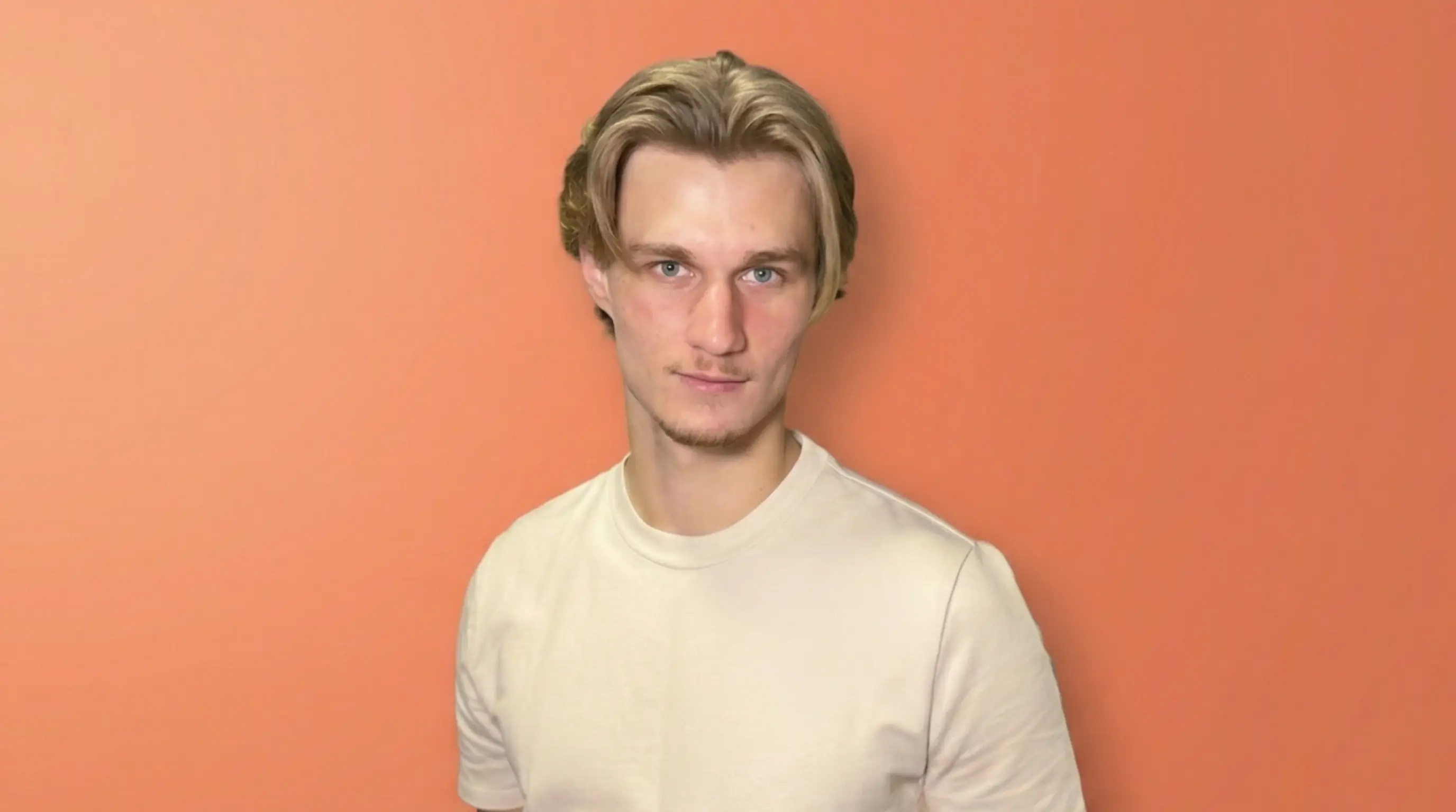 [team] image of individual team member (for a home goods store)