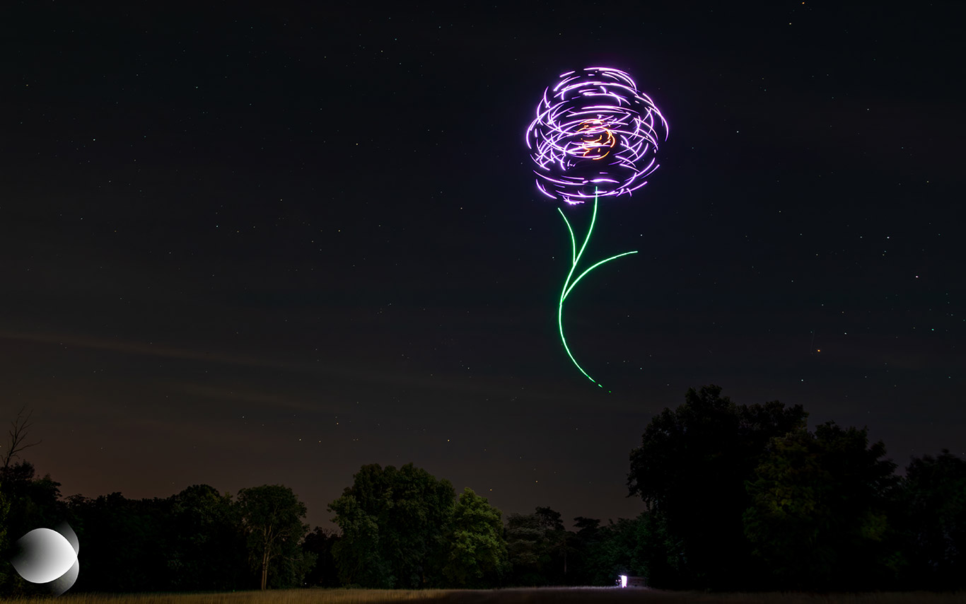 Spectacle-de-drone-Nandy-juin-2025-Inspire-pissenlit-fleur
