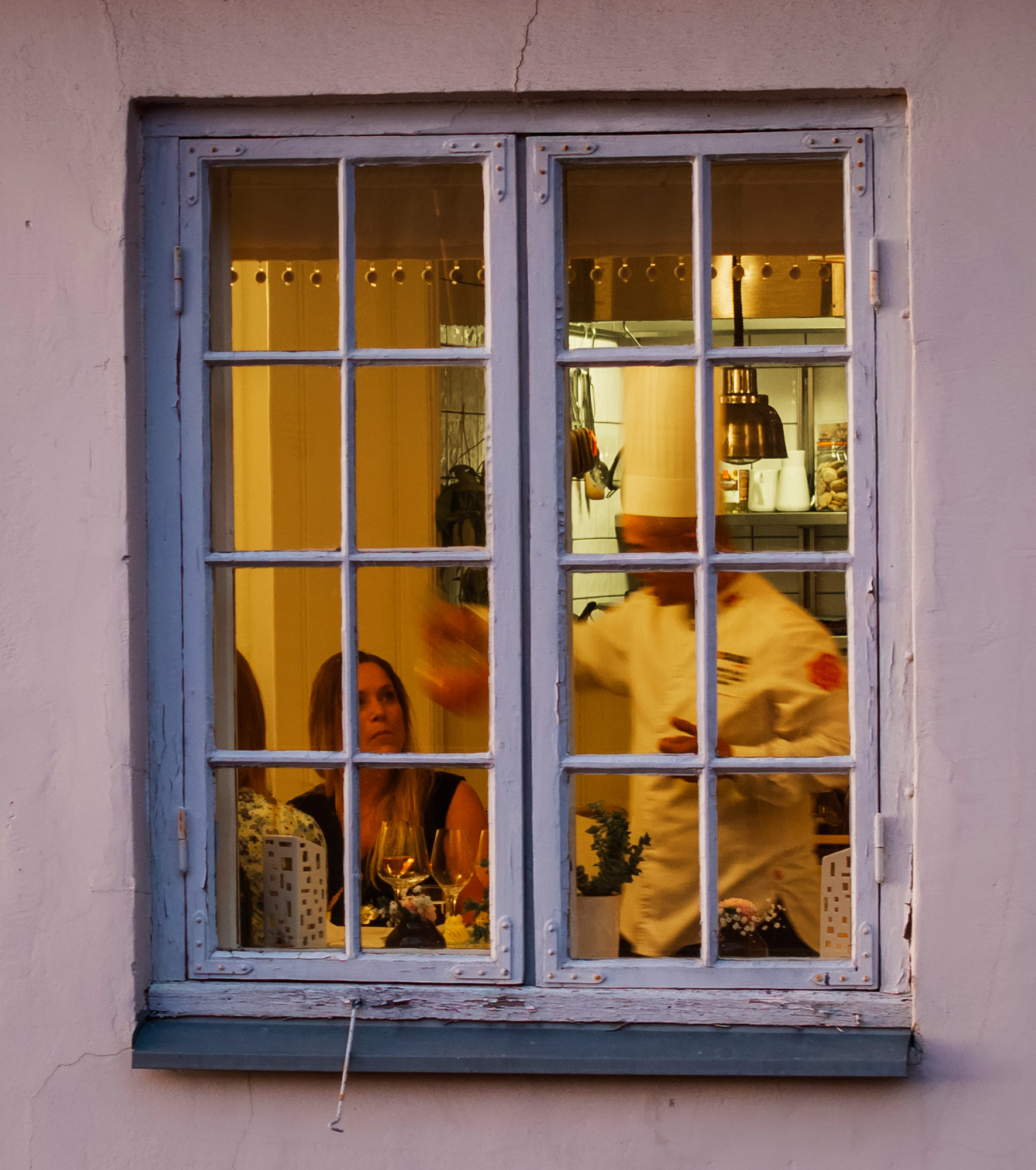Velkommen til et lunt julebord på Curtisen i Halden 