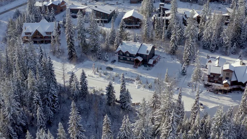 Copper Horse Lodge at the centre of the snowy resort neighbourhood