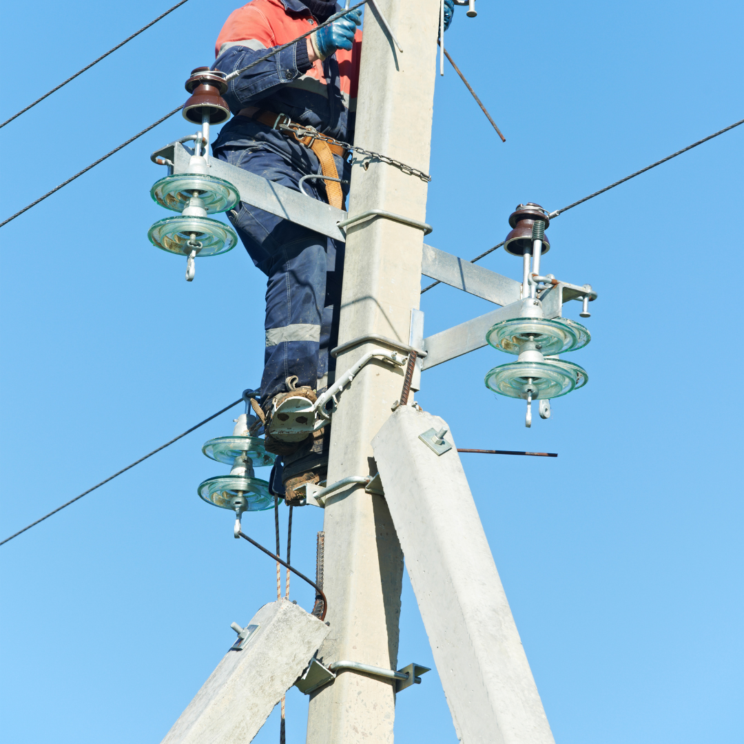 image of maintenance service team at work (for a property management company)