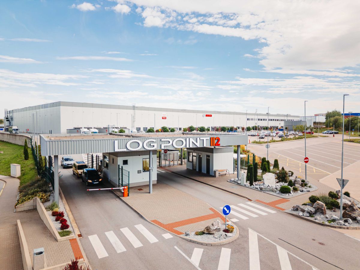 LOG Point 112 v Jihlavě poskytuje zázemí největšímu mrazáku na Vysočině, výrobnímu závodu BOSCH Diesel, přepravní firmě Jitrans a dalším.