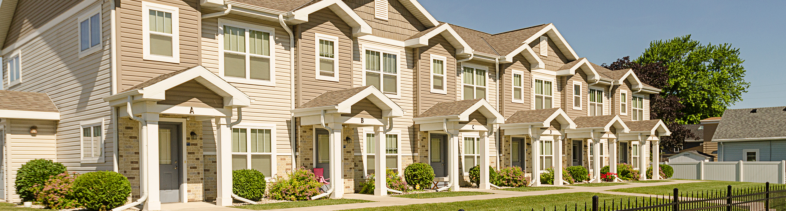 Maple Lawn Apartments