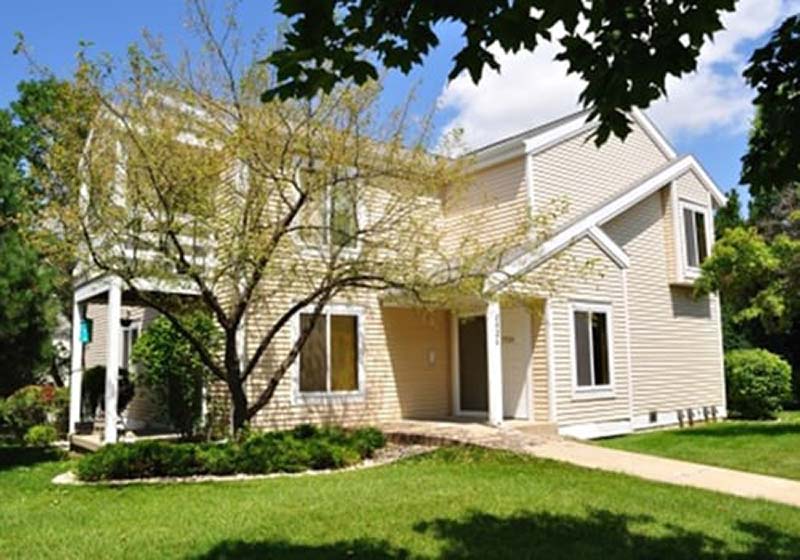 Tree Lane Park Apartments