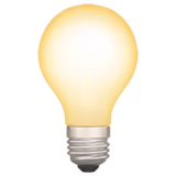 Leuchtende Glühbirne mit silberner Fassung vor weißem Hintergrund.