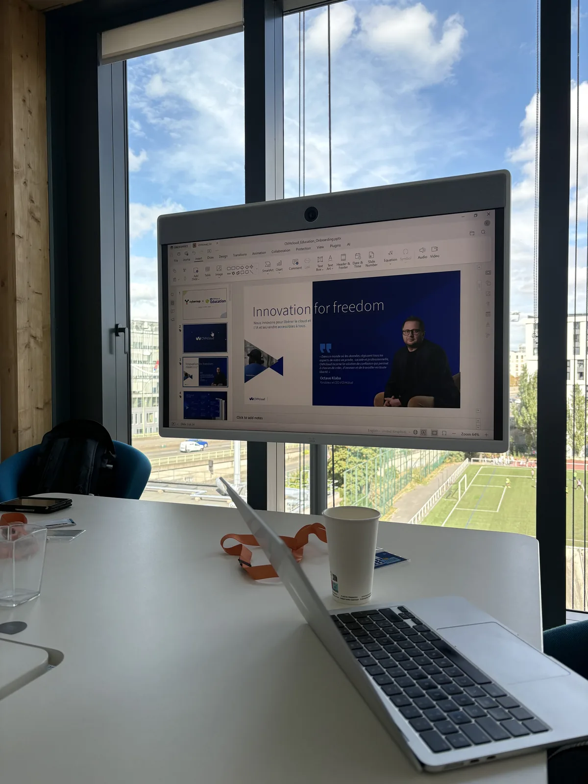 Session d'onboarding OVHcloud Education dans les locaux d'OVHcloud