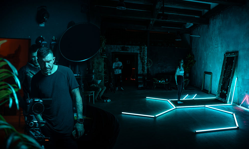 image of a wedding planner in action