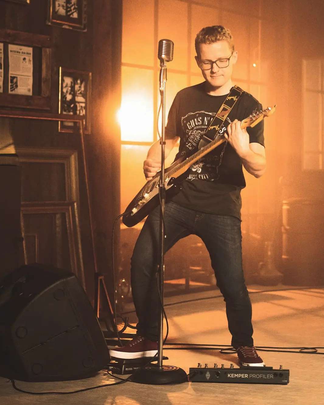 image of community gaming event (for a gaming and entertainment)