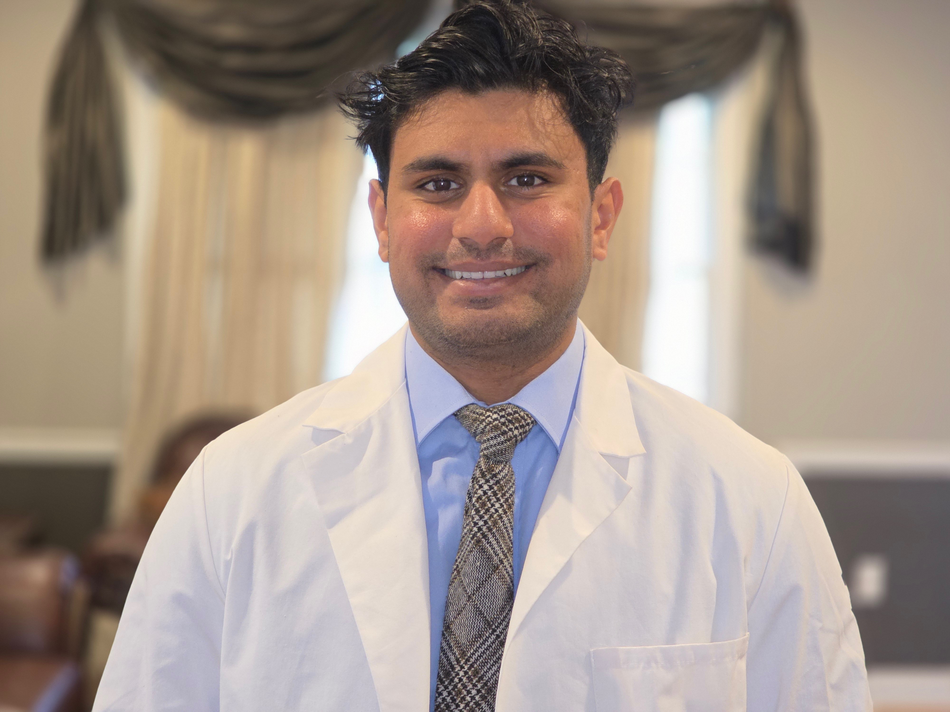 image of a team meeting (for a medical clinic)