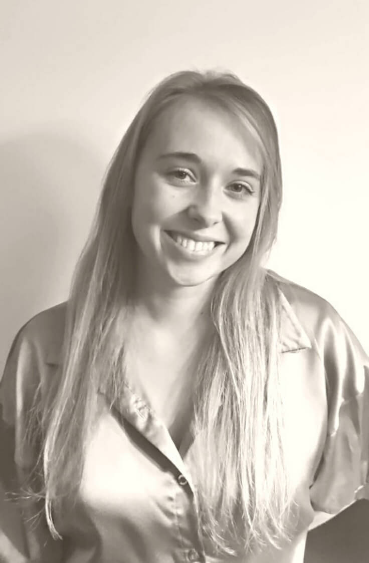 Portret van Fenne Vander Rasieren, logopediste in Wezemaal.