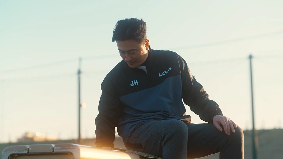 Ahn Jung-hwan Joins