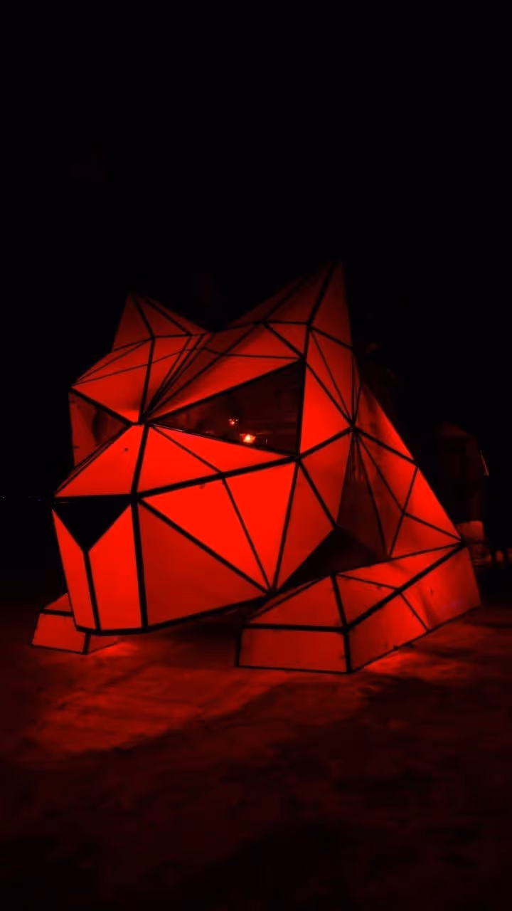 Red illuminated Saboku