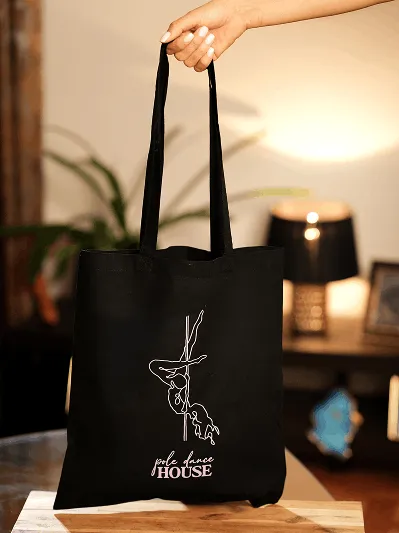 Pole Dance House Shop Ceger Logo