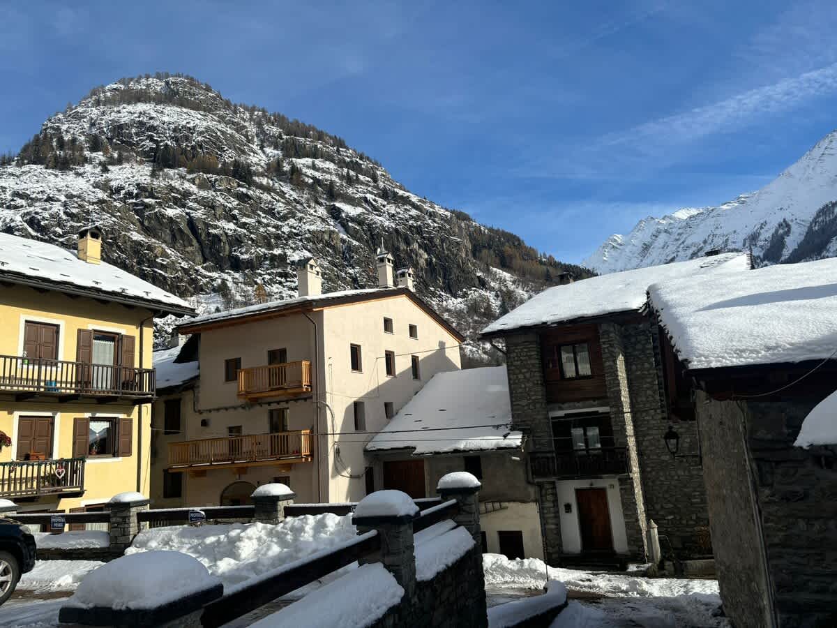 Alpine Cozy Nook, Courmayeur