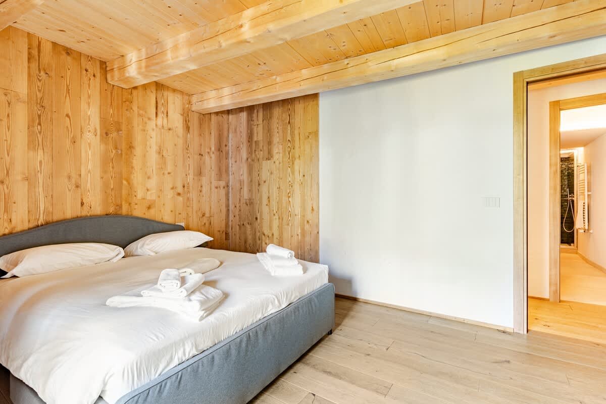 Boutique Alpine One-Bedroom, Courmayeur