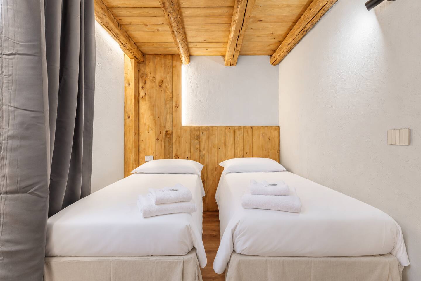 Boutique Alpine Two-Bedroom, Courmayeur