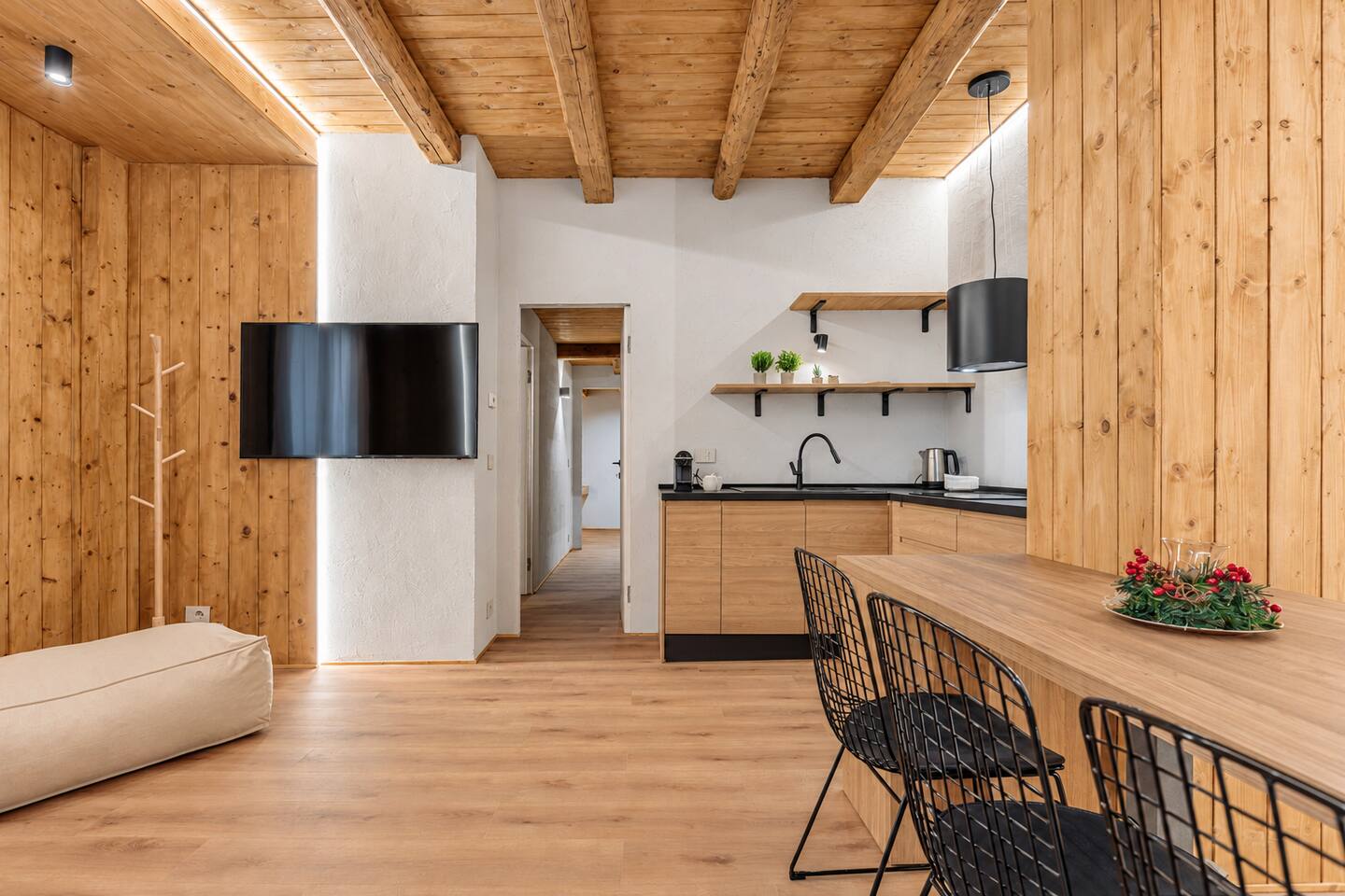 Boutique Alpine Two-Bedroom, Courmayeur
