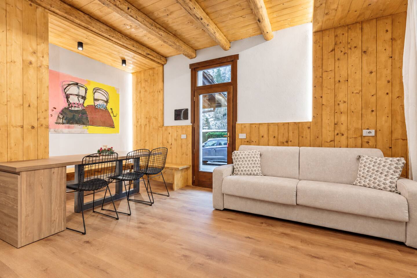 Boutique Alpine Two-Bedroom, Courmayeur