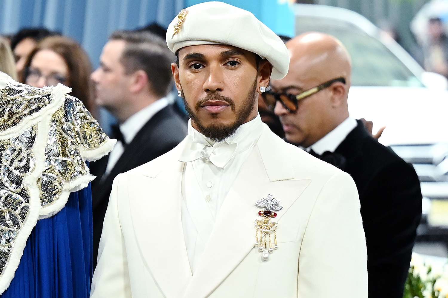 Lewis Hamilton's Cream-Colored Suit, Matching Beret and Vintage Jewels at  the Met Gala 2025 Have Tons of Meaning