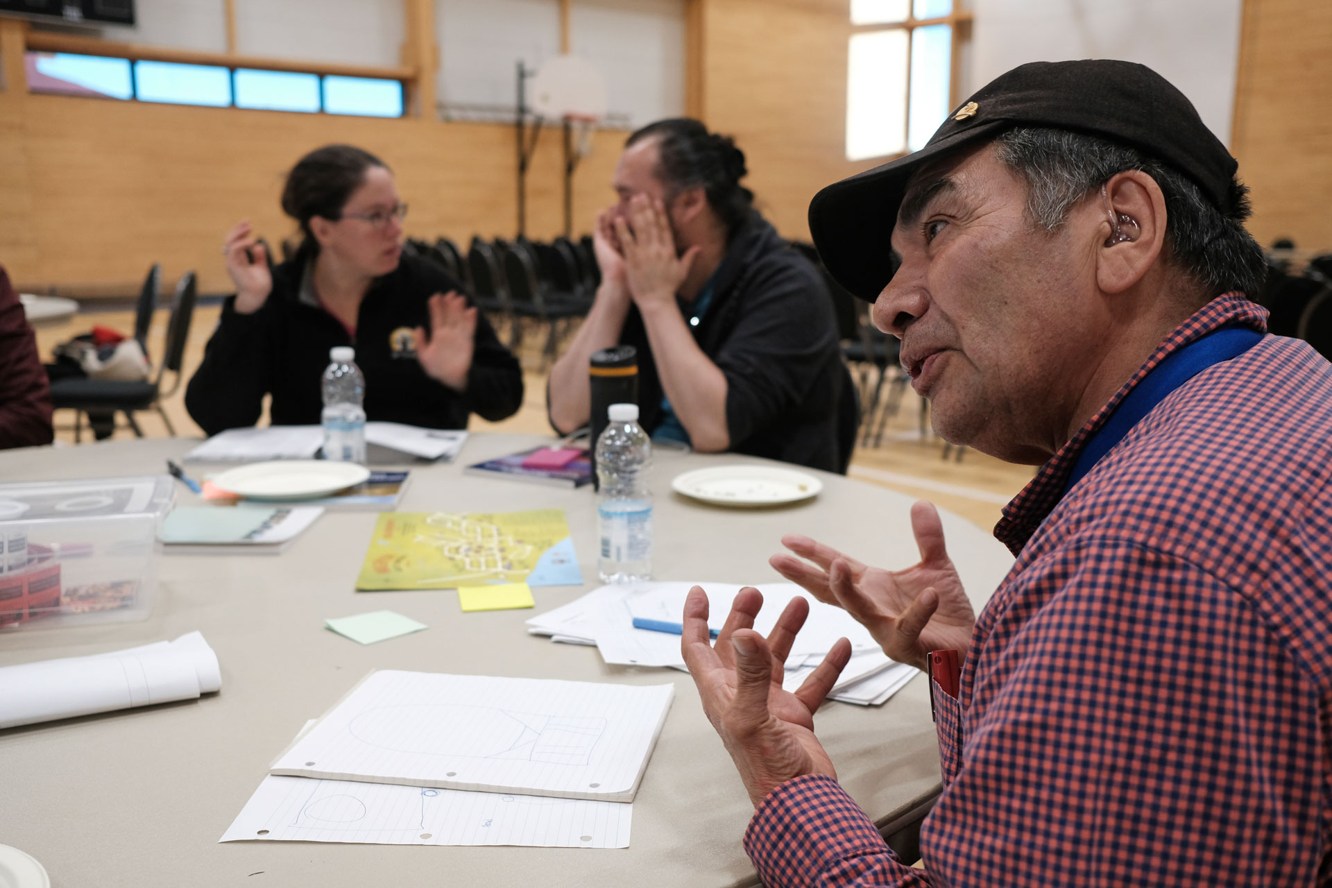 00-OUjeCCP-Cover page of People section_Photo.jpeg