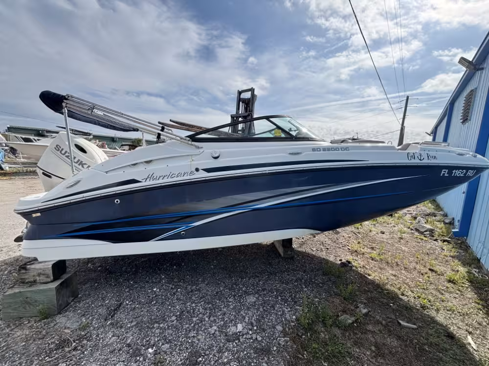 2200 SUN DECK