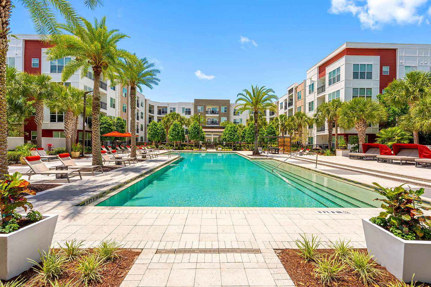 Maitland Pointe