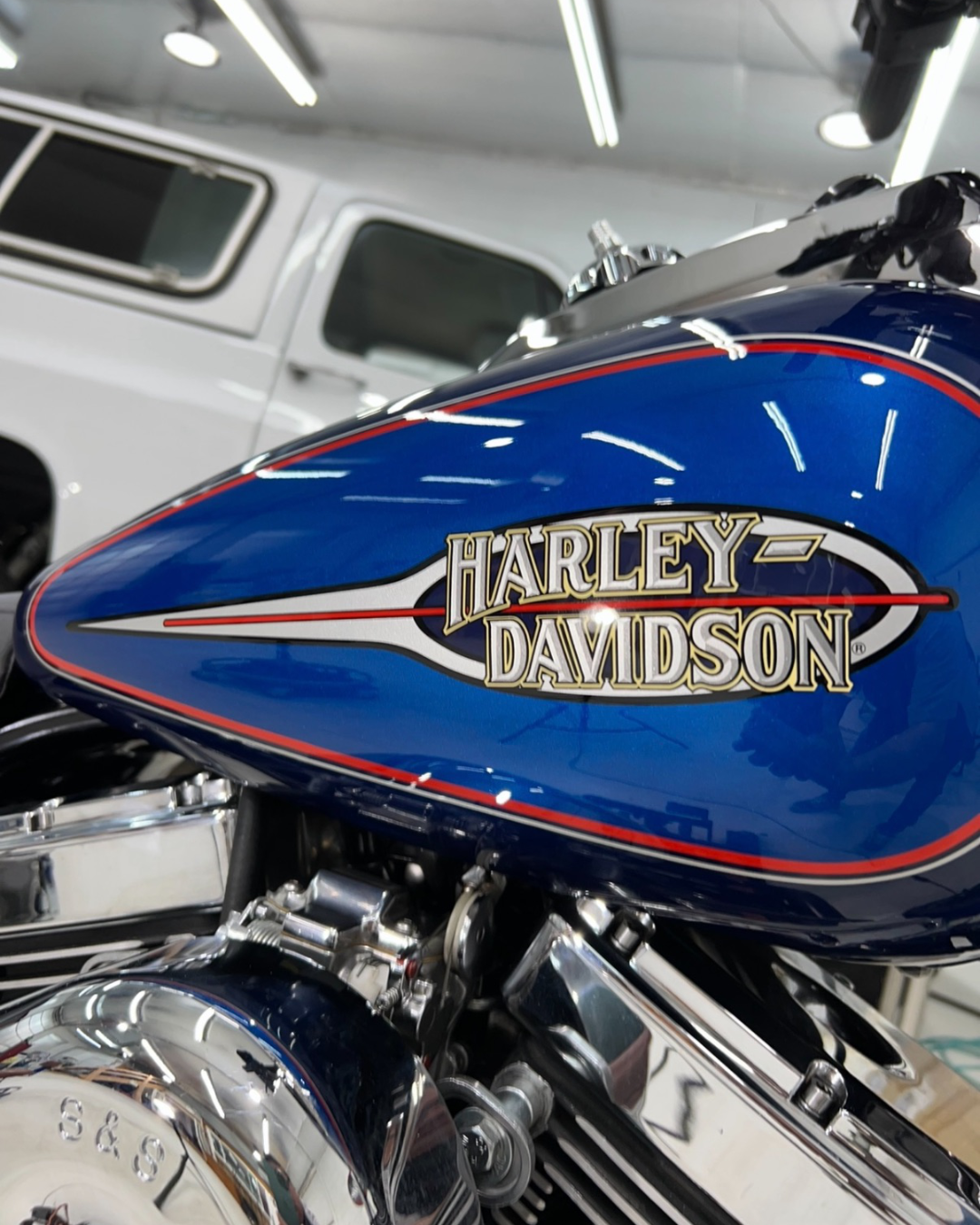 A blue Harley Davidson gas tank