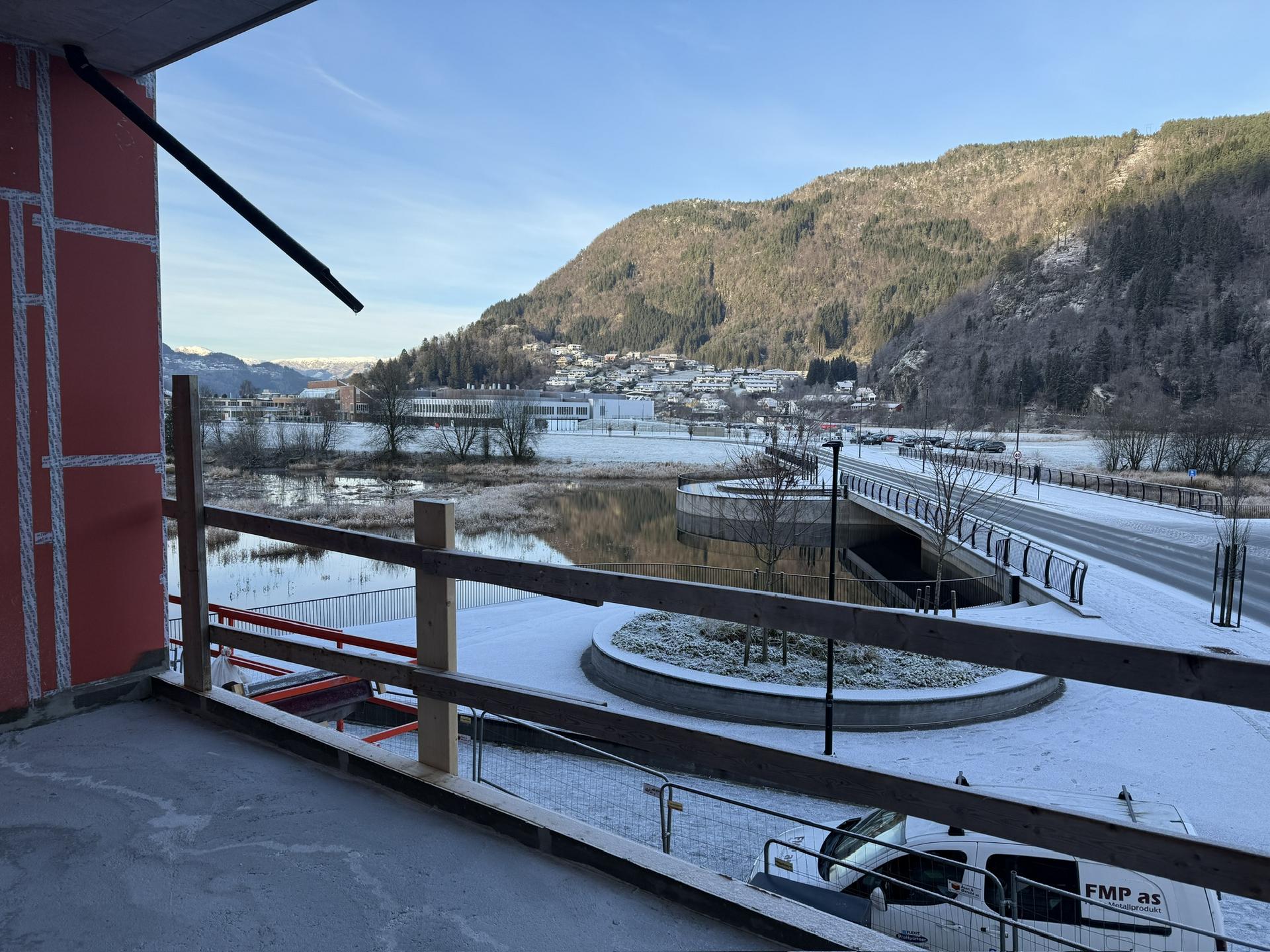 - B21 - Utsikt mot nord-vest fra veranda - 