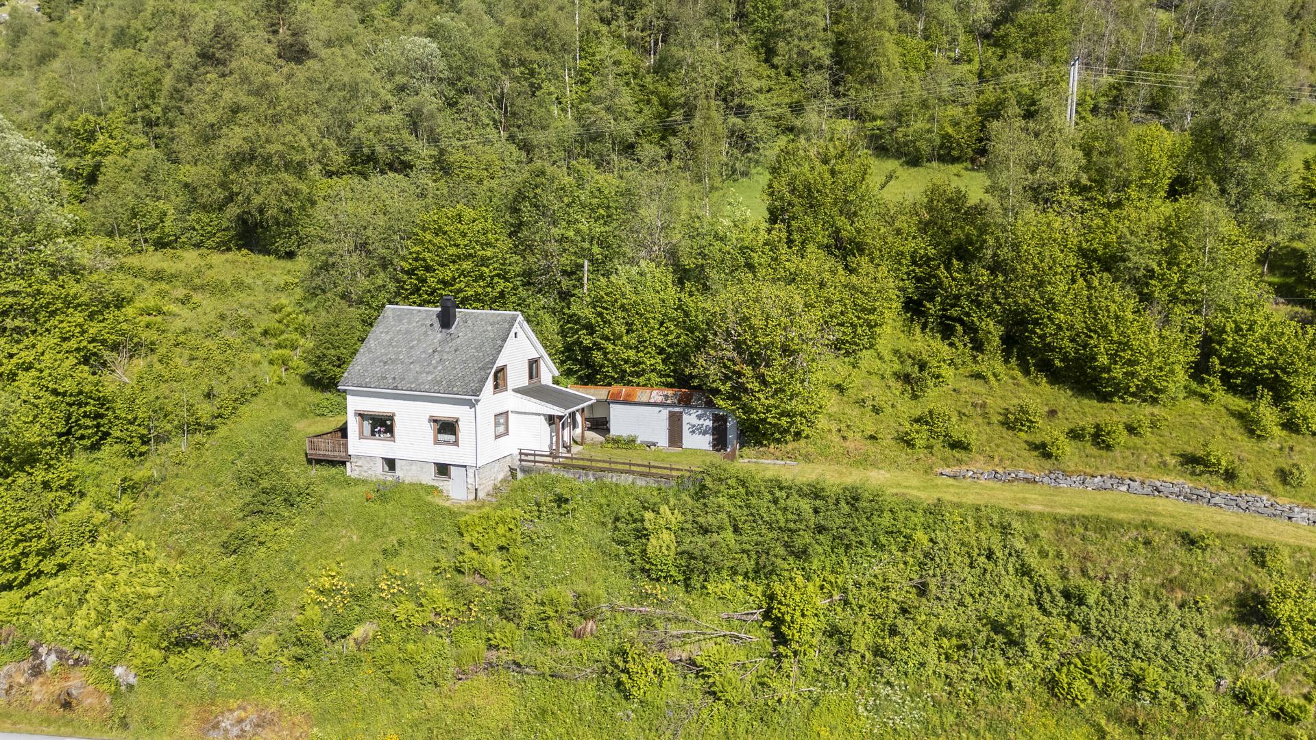 - Boligen er bygget i 1943 - 