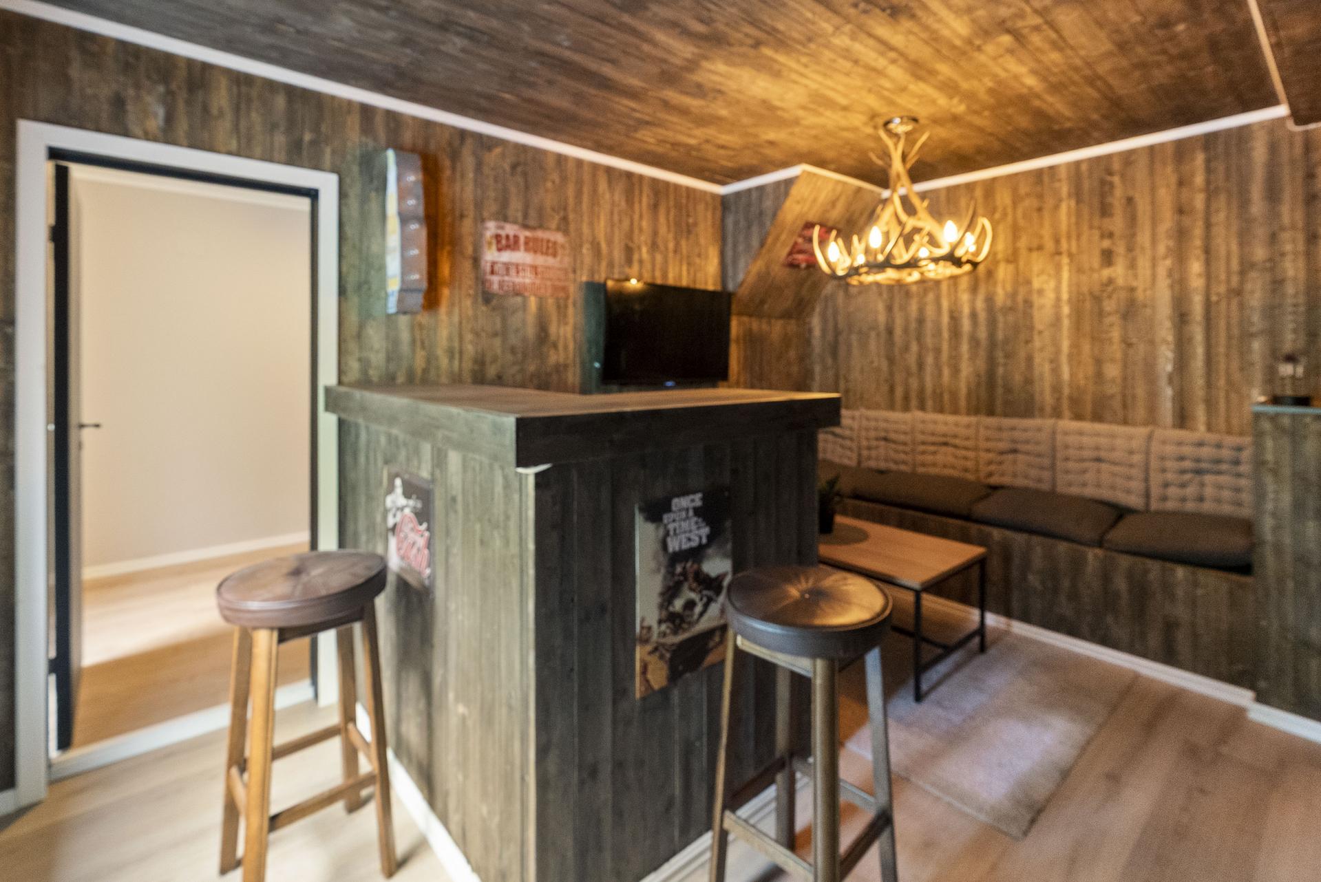 - Innredet rom i kjeller - 