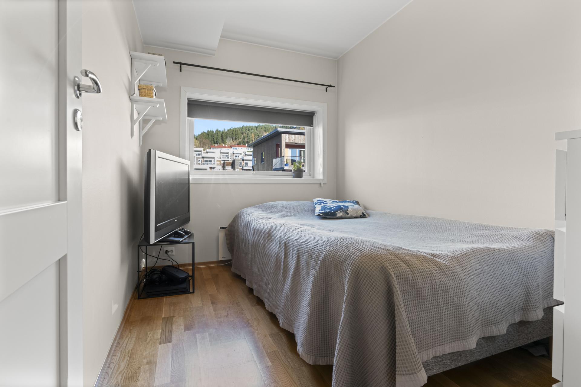 - Leiligheten har balansert ventilasjon med varmegjenvinning -