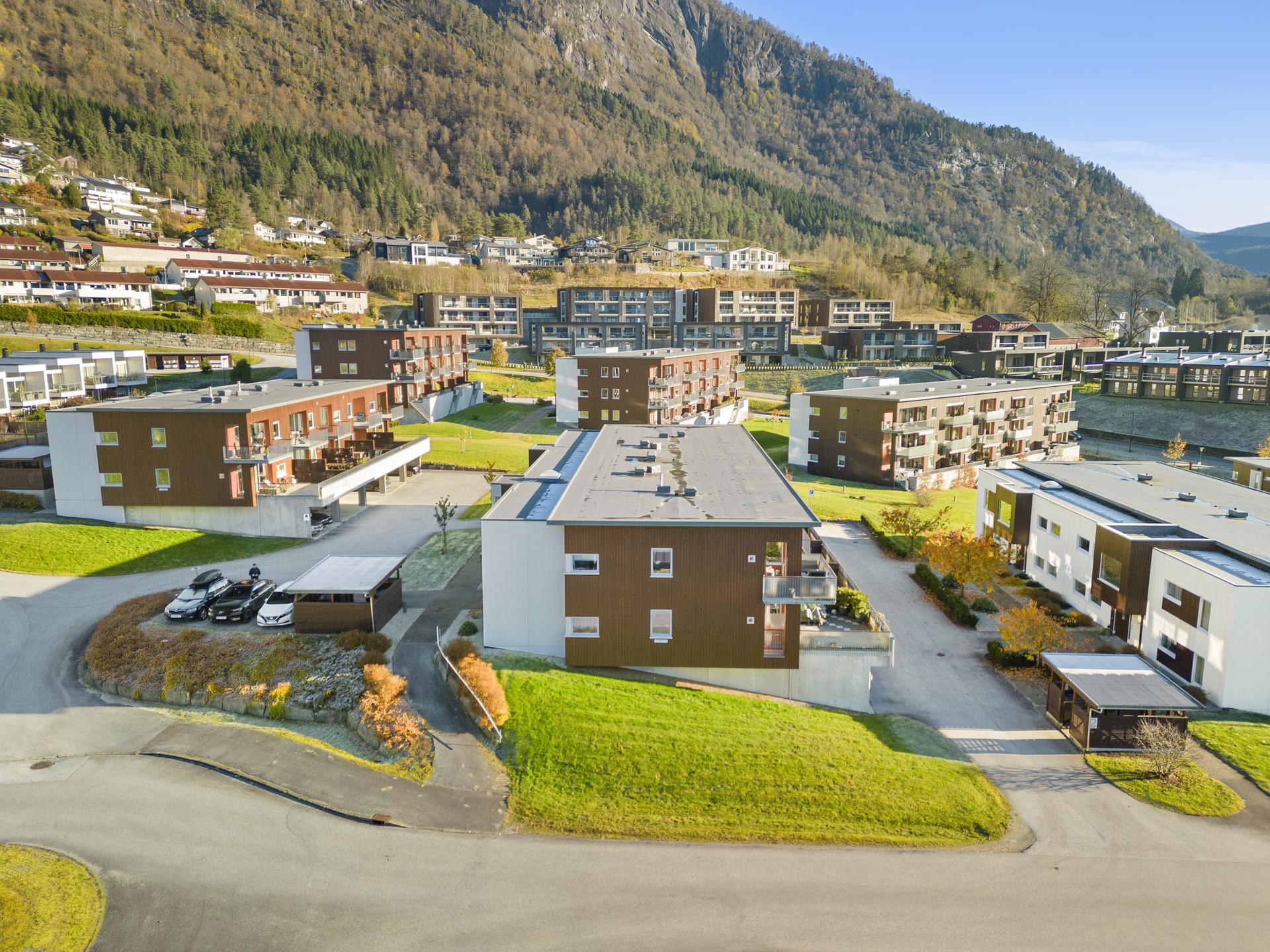 - Solrik og attraktiv beliggenhet på Viebøen -