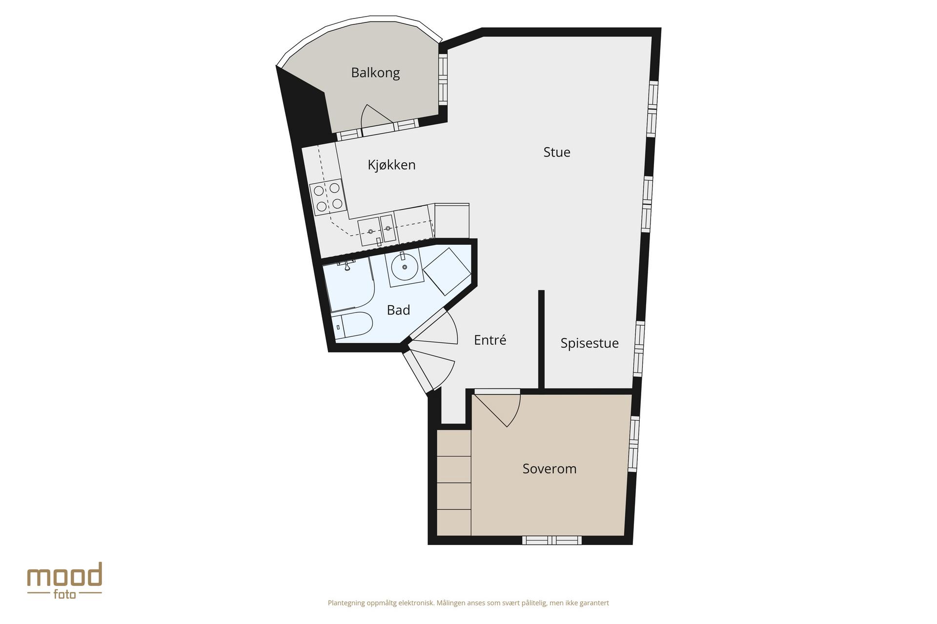 Leilighets nåværende planløsning, innhold og areal hentet fra tilstandsrapport: Entré (3,5 m²), bad (3,1 m²), soverom (8,5 m²), stue (17,0 m²), og kjøkken (5,3 m²). I tillegg har man altså en bod i kjeller på 3,7 m². 