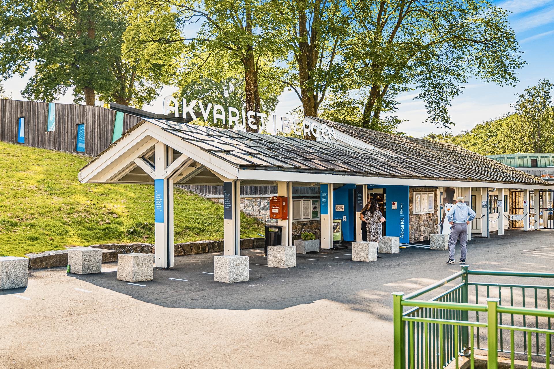 På Nordnes ligger også Akvariet i Bergen, Fiskeridirektoratet, Havforskningsinstituttet.