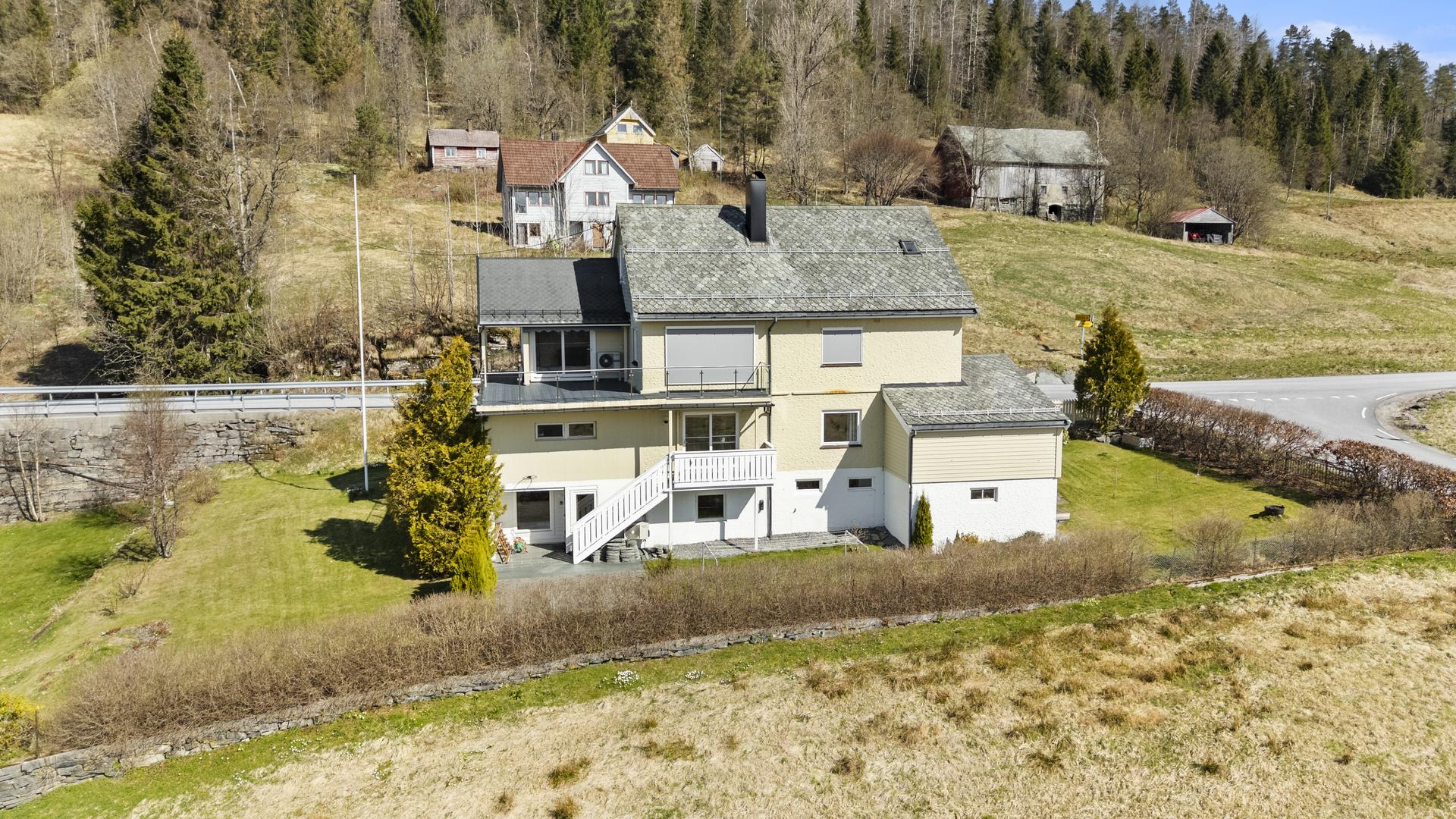 Bygstadvegen 338