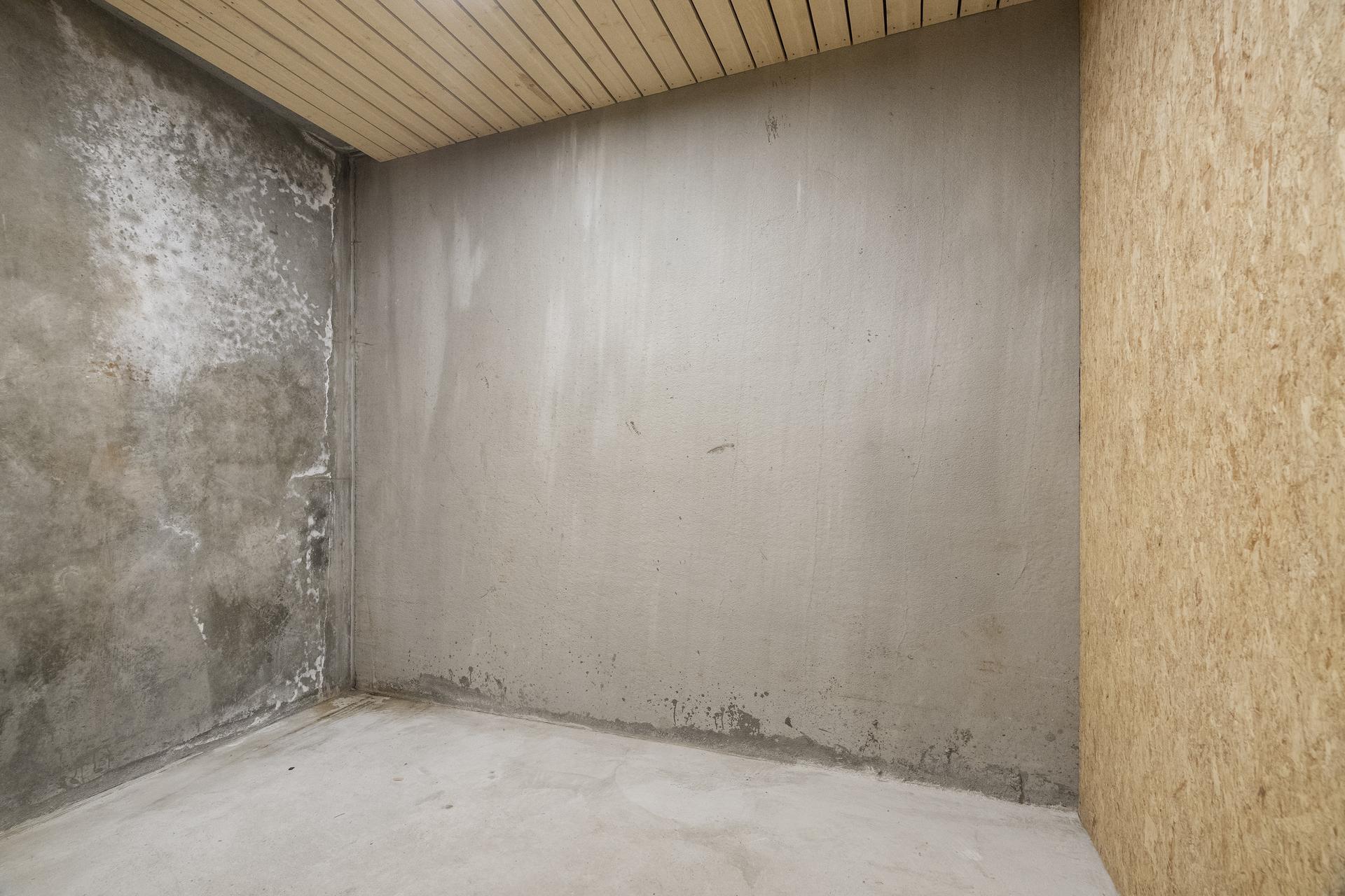 - Ekstern bod på ca 5m2 - 