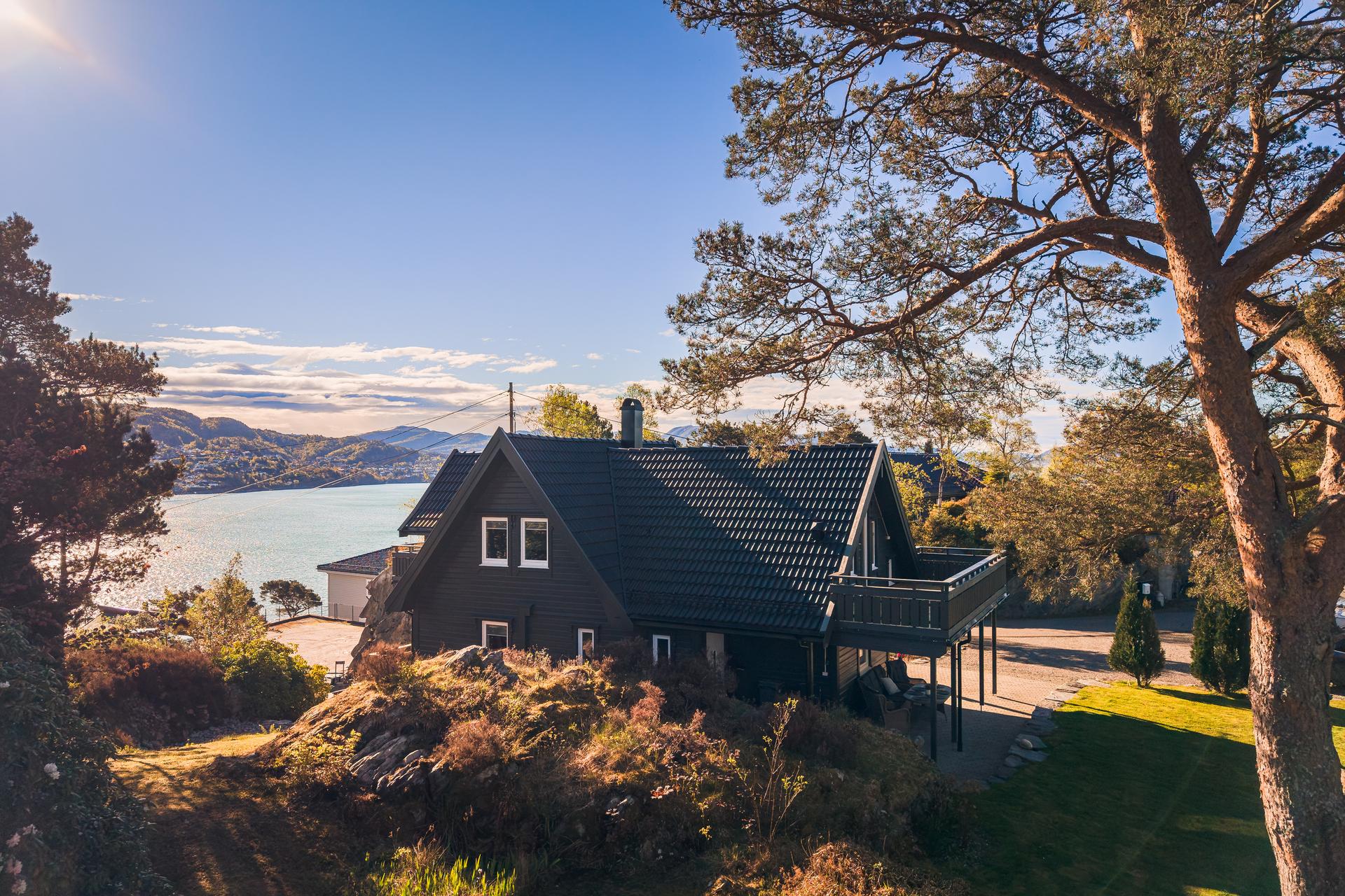 Uteområdet | W Eiendomsmegling.