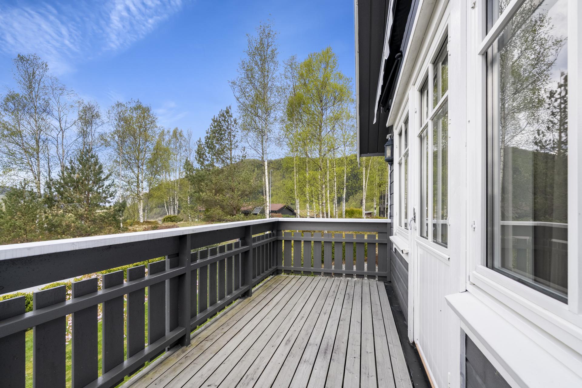 - Her er det sommersol til ca 22 - 