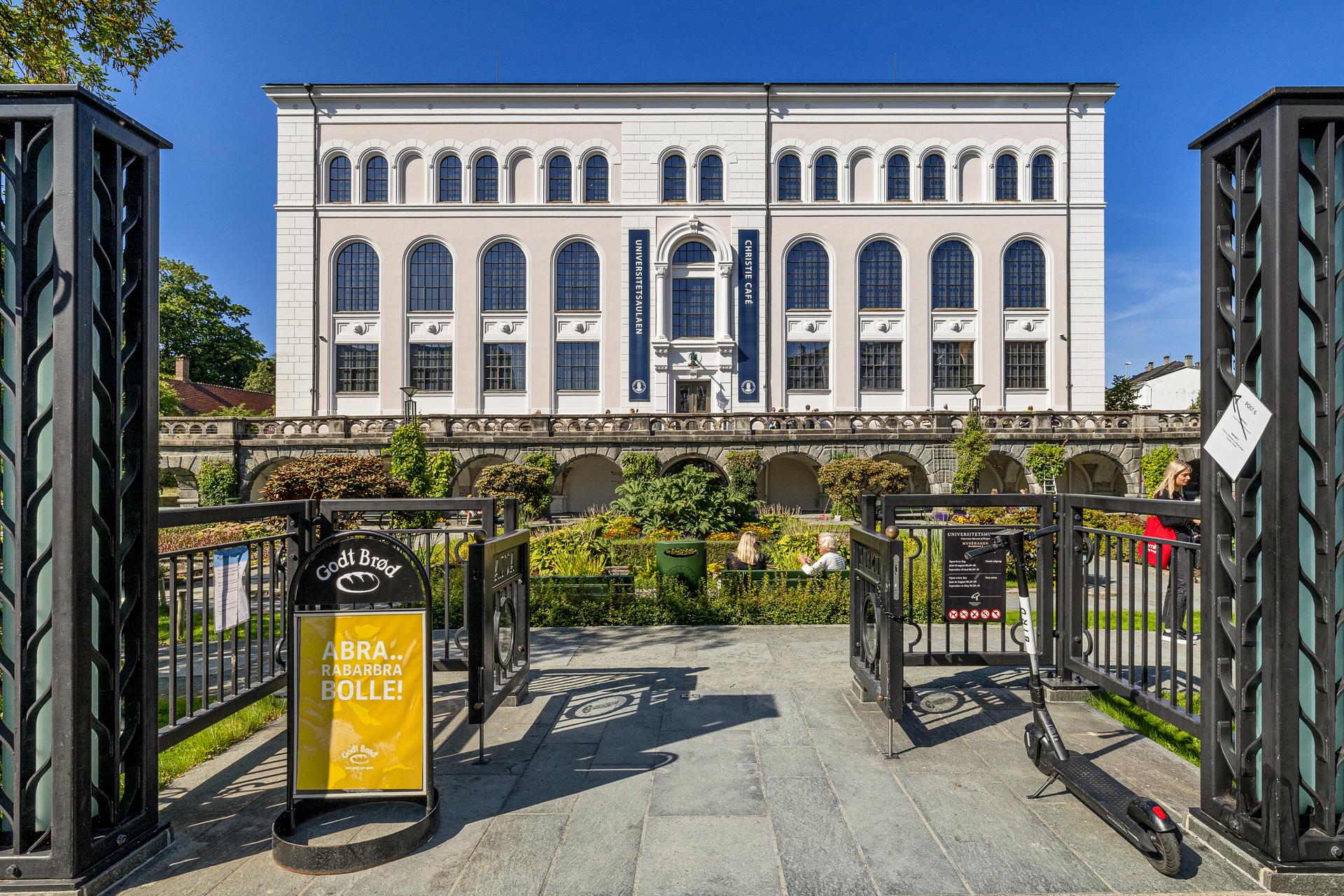 Perfekt beliggenhet for studenter, førstegangskjøpere eller andre som ønsker nærhet til Universitetet i Bergen, arbeidsplasser og byens pulserende sentrumsliv.